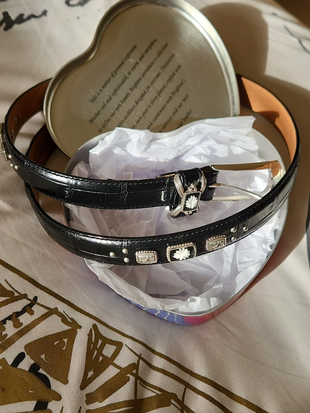 BRIGHTON Water Lily Black Leather Belt - Picture 3 of 6